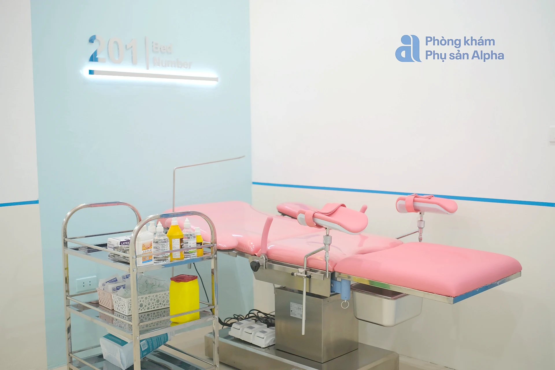 Phòng khám phụ khoa riêng tư tại Phòng Khám Phụ Sản Alpha