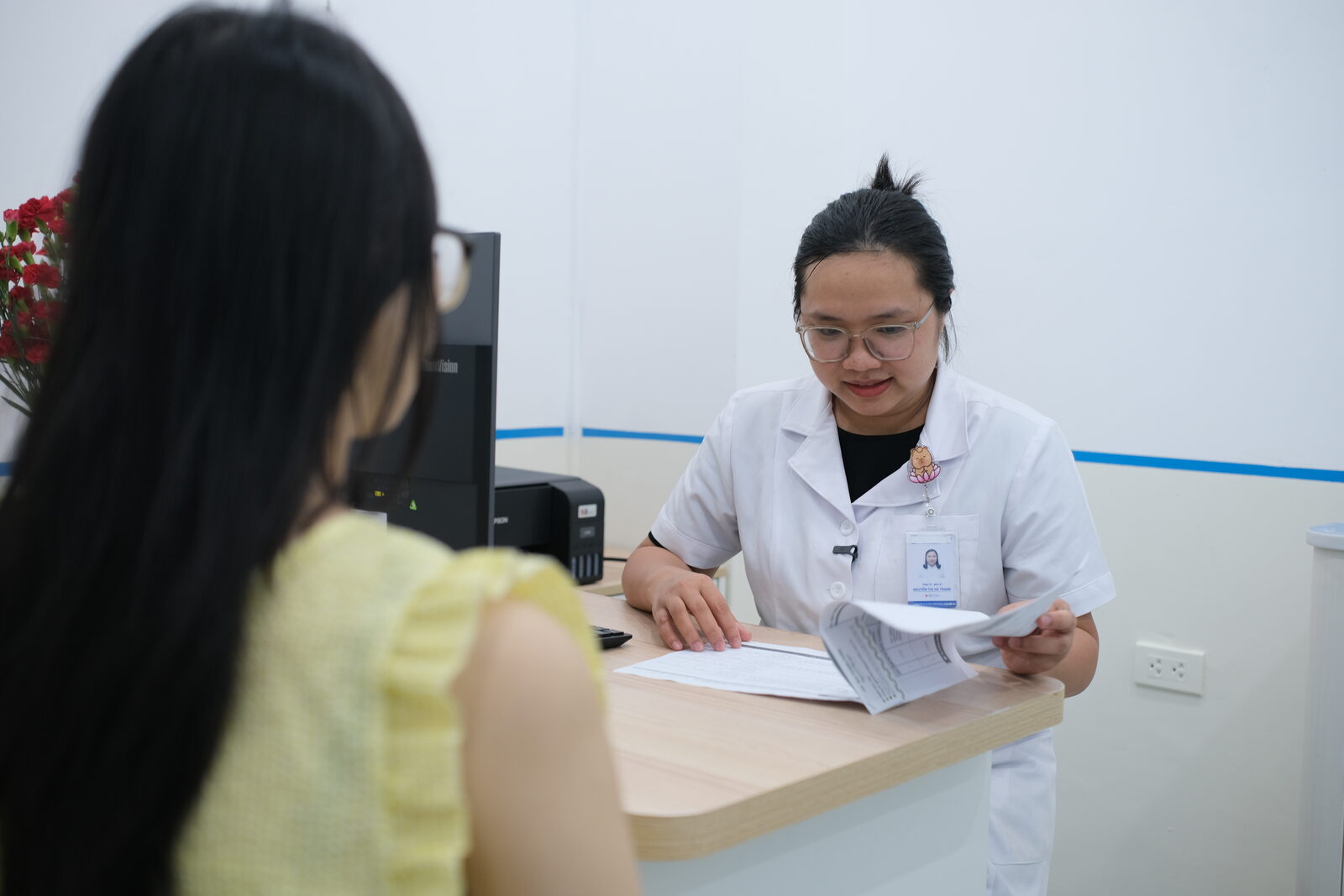 Mẹ bầu bị táo bón nên ăn gì? 