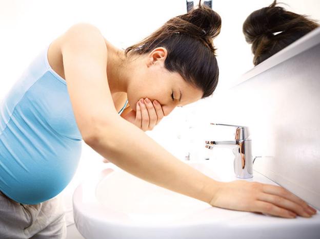 Mẹ bầu bị nghén nên làm gì? 